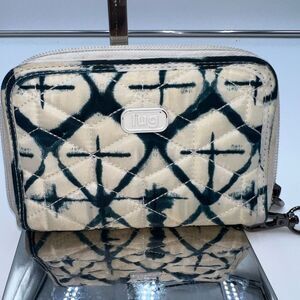 Lug Blue and White Tie Dye Rodeo Zip Around Wallet/Wristlet with RFID